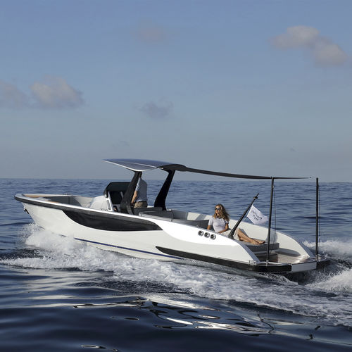 Barco cabinado intraborda - 9.6 M - Yachtwerft Meyer - open / con consola central / 12 personas máx.
