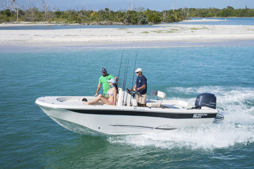 Barco open fueraborda - 23 ULTRA Elite - Sea Chaser - con consola central / de pesca deportiva / offshore