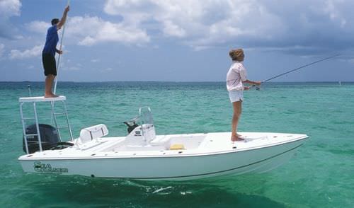 Flat boat fueraborda - 180FS - Sea Chaser - con consola central / de pesca deportiva