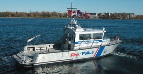 Barco profesional barco de vigilancia - Kingston 36 - Metalcraft Marine Inc - intraborda