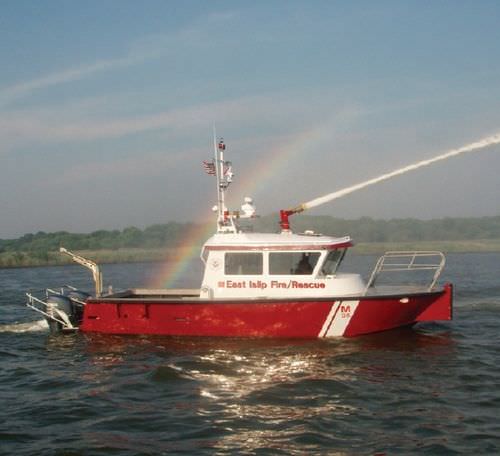 Barco profesional barco de bomberos - FireStorm 30 - Metalcraft Marine Inc - fueraborda / de aluminio