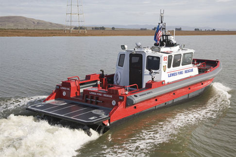Barco profesional barco de salvamento - M1 - 44' - Moose Boats, Inc. - barco de bomberos / catamarán / hidrojet intraborda