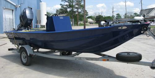 Bass boat fueraborda - 1760V2 - Scully's Aluminum Boats - con consola central / de pesca deportiva