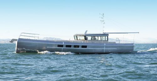 Yate a motor de crucero - LRC 58 - Dickey Boats Limited - clásico / con hard-top / de desplazamiento