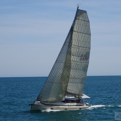 Velero de crucero rápido - Soler-35  - Morozov Yachts - con 4 literas / con cockpit cerrado / con quilla retráctil