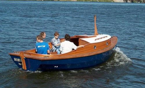 Day-cruiser intraborda - Motorboat KS-18 Novik - Morozov Yachts - de aluminio / 6 personas máx. / clásico