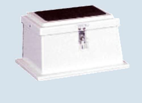 Escalón con caja de almacenamiento - EC032 - Dock Box Depot: Custom Fiberglass Accessories