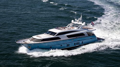 Yate a motor de crucero - HELGA - Van der Valk Shipyard - con fly / con caseta de timón / raised pilothouse