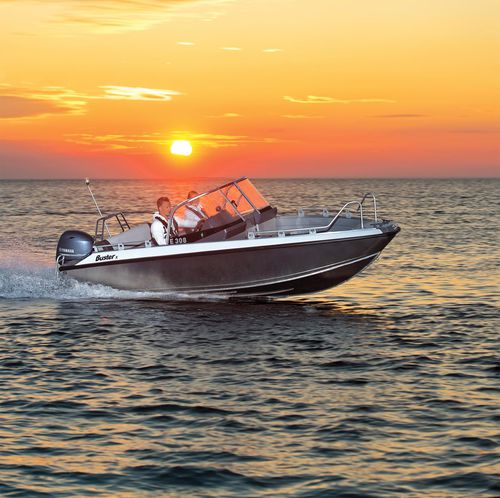 Barco open fueraborda - X - FISKARS Inha Works., Buster Boats - con doble consola / de pesca deportiva / de aluminio