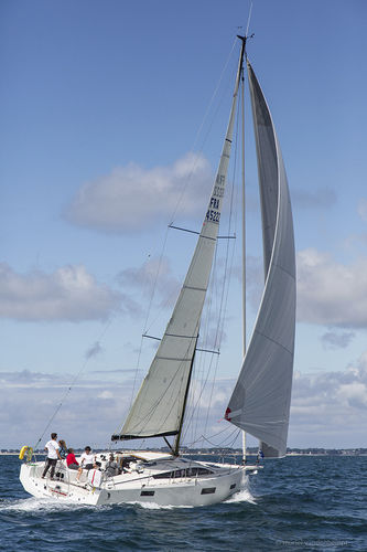 Velero de crucero rápido - RM1180 - RM Yachts - con 3 camarotes / con doble rueda de timón