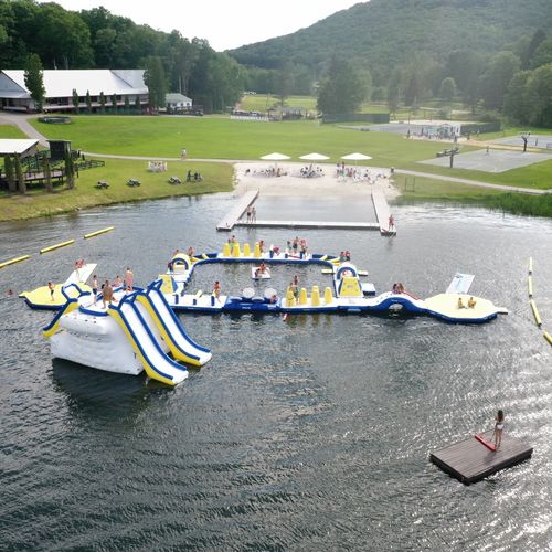 Parque acuático - Splash Trax Waterfront Course - RAVE Sports - para centro de ocio / inflable