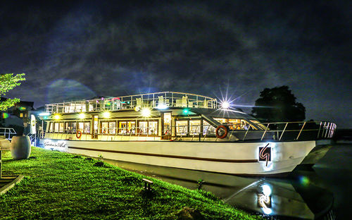 Buque especial restaurante - 87 FT - Neil Marine (Pvt) Ltd - catamarán / de fibra de vidrio