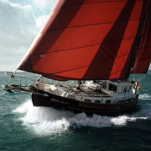 Velero de crucero - FISHER 37 - Neil Marine (Pvt) Ltd - con caseta de timón / con bauprés