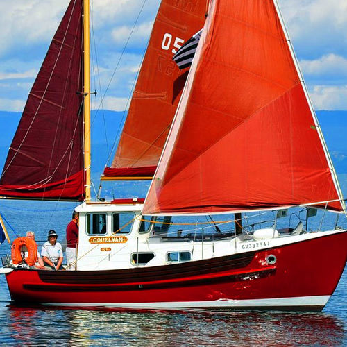 Velero de crucero - FISHER 25 - Neil Marine (Pvt) Ltd - con cockpit cerrado