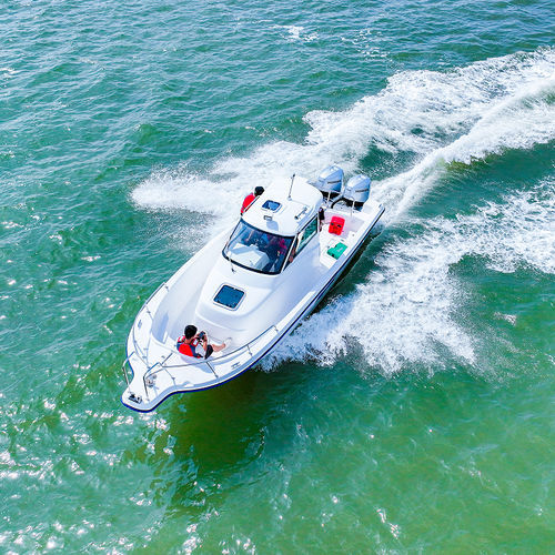 Deck-boat fueraborda - FRP30F - Qingdao Lian Ya Boat Co.,Ltd. - open / de deporte / de pesca deportiva