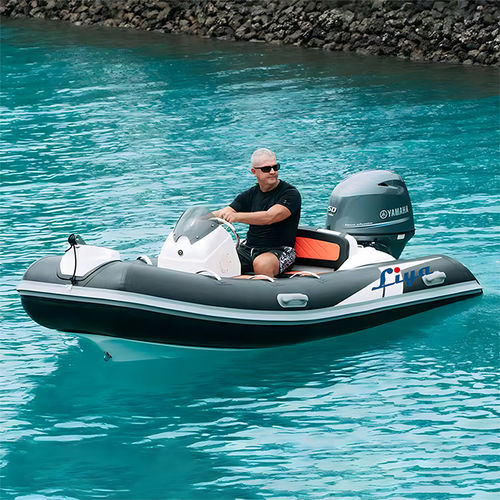 Embarcación neumática fueraborda - RIB380 - Qingdao Lian Ya Boat Co.,Ltd. - gasolina / con casco rígido / con consola central