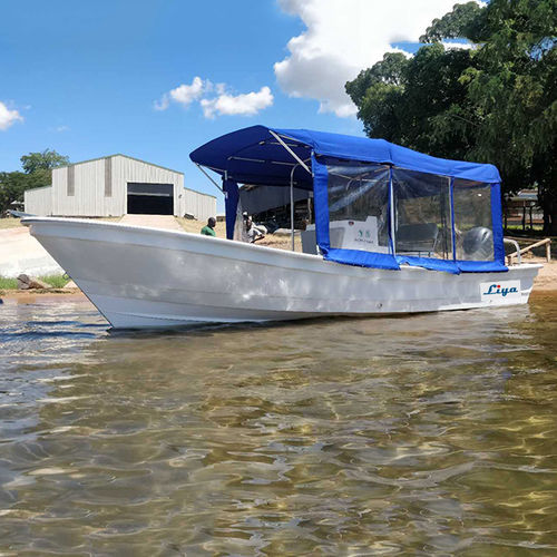 Barco open fueraborda - Panga boat 760B - Qingdao Lian Ya Boat Co.,Ltd. - para centro de ocio / para la pesca / de fibra de vidrio