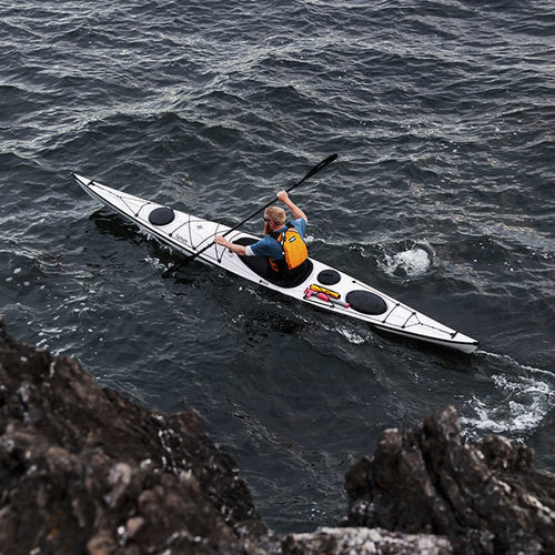Kayak de travesía deportiva - Fathom - Eddyline Kayaks - de larga distancia / de mar / para adulto