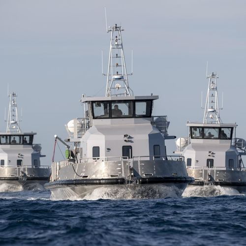 Barco profesional híbrido diésel-eléctrico - Chalands  - Alternatives Energies