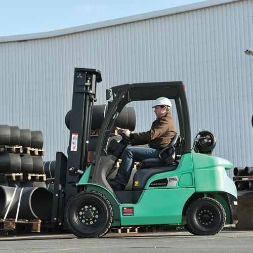 Carretilla elevadora para astillero naval - FG15-35(C)N series - Mitsubishi Forklift Trucks - con dirección en todas las ruedas