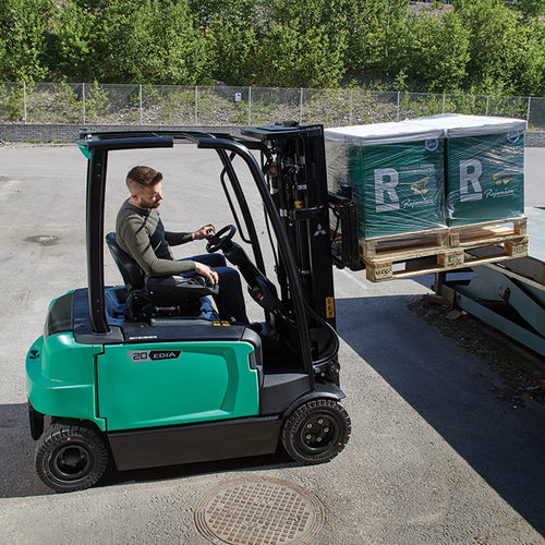 Carretilla elevadora para astillero naval - FB16-20(C)N2 series - Mitsubishi Forklift Trucks