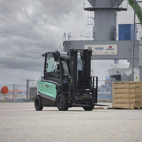 Carretilla elevadora para astillero naval - FB40-55(C)N(H) series - Mitsubishi Forklift Trucks