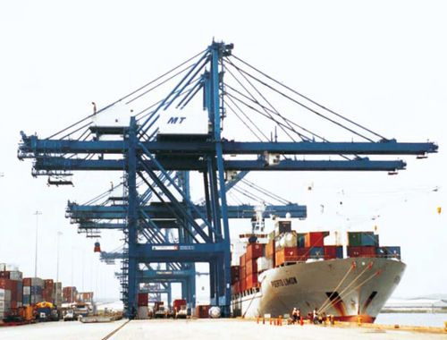 Grúa pórtico para contenedores post-panamax - DIESEL ENGINE GENERATOR TYPE - 50 LT - Hyundai Samho Crane Division