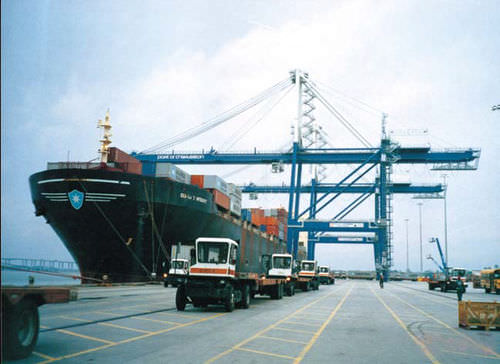 Grúa pórtico para contenedores super post-panamax - 65 LT - Hyundai Samho Crane Division