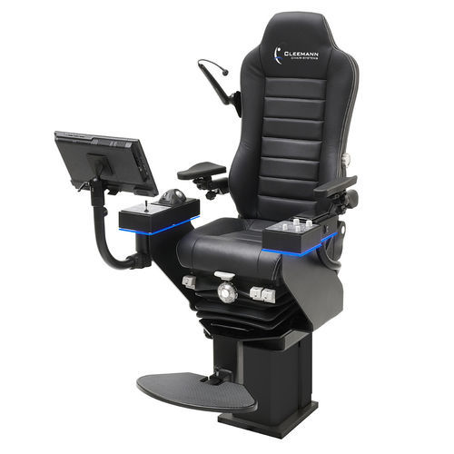 Asiento piloto - COMMANDER L  - Cleemann Chair-Systems - para buque / con reposabrazos / con puesto de mando incorporado