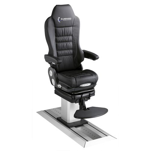 Asiento piloto - NAUTIC PRO - Cleemann Chair-Systems - para buque / con reposabrazos / ajustable