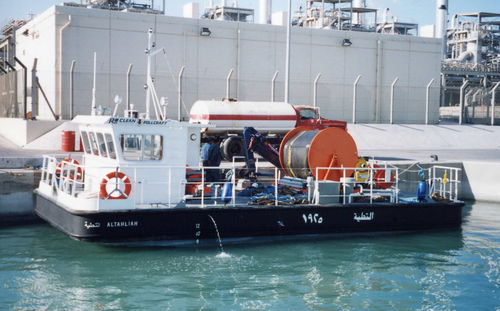 Barco profesional barco de trabajo - PollCraft  - Desmi - barco anticontaminación / catamarán / intraborda