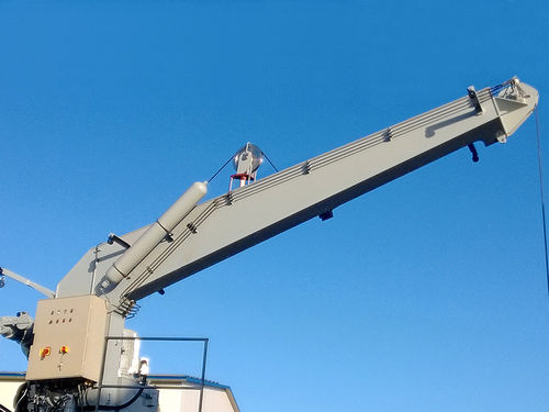 Pescante para barco de salvamento - D-CRm.FR - d-i davit international-hische GmbH - para buque / hidráulico