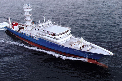 Buque de pesca profesional atunero cerquero - ALBATUN TRES - Hijos de J. Barreras - Bureau Veritas