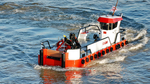 Barco profesional barco de trabajo - DMC 1050 - Royal IHC - intraborda / diésel