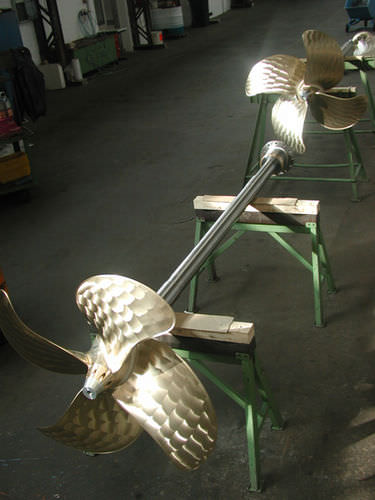Hélice para yate - Schaffran Propeller + Service - para buque / de paso fijo / eje de hélice