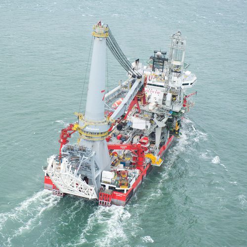 Buque de servicio offshore para transporte de mercancía pesada - Seven Borealis - ULSTEIN