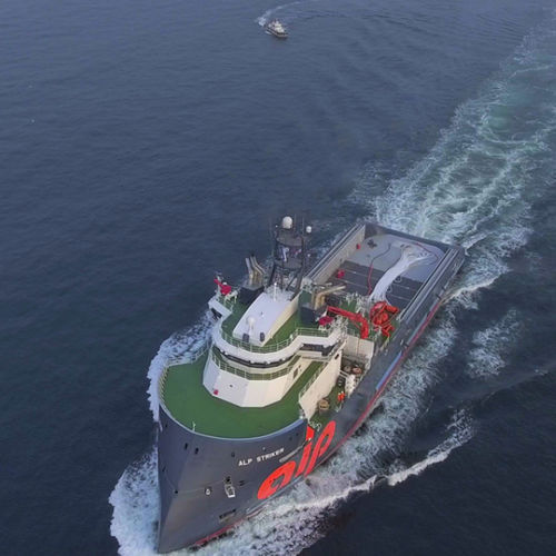 Buque de servicio offshore buque anchor handling tug AHT - Boka Striker - ULSTEIN