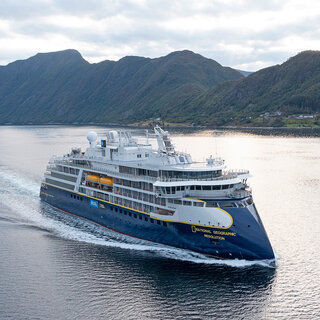 Buque de crucero - National Geographic Resolution - ULSTEIN