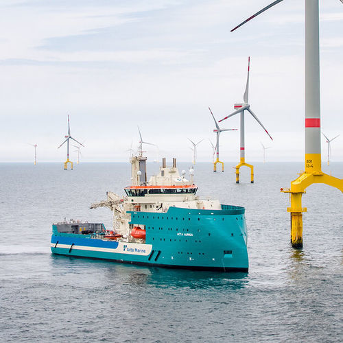 Buque de servicio offshore para parques éolicos - Acta Auriga - ULSTEIN