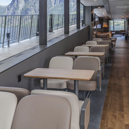 Asiento para buque de pasajeros - WM 600 - West Mekan - con reposabrazos / 2 plazas