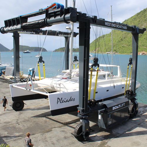 Travel lift controlado a distancia - BL40TLA-90°RC - BOAT LIFT - con tracción en las cuatro ruedas / con dirección en todas las ruedas / para cargas pesadas