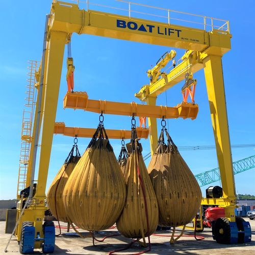 Travel lift controlado a distancia - BL155TL-90°RC - BOAT LIFT - con dirección en todas las ruedas / para cargas pesadas / de elevación