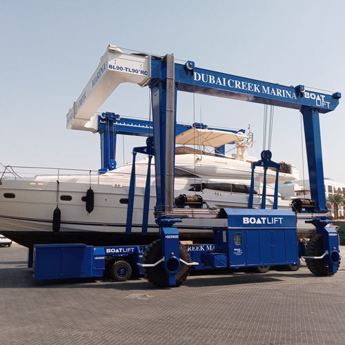 Travel lift controlado a distancia - BL90TL-90°RC - BOAT LIFT - con dirección en todas las ruedas / para cargas pesadas / de elevación