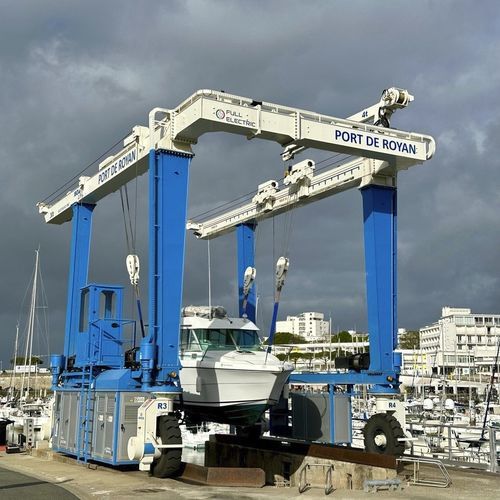 Travel lift controlado a distancia - BL30TLE-90°DSC - BOAT LIFT - eléctrico