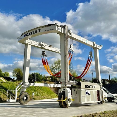 Travel lift controlado a distancia - BL55TLEH-90°DSC - BOAT LIFT - eléctrico