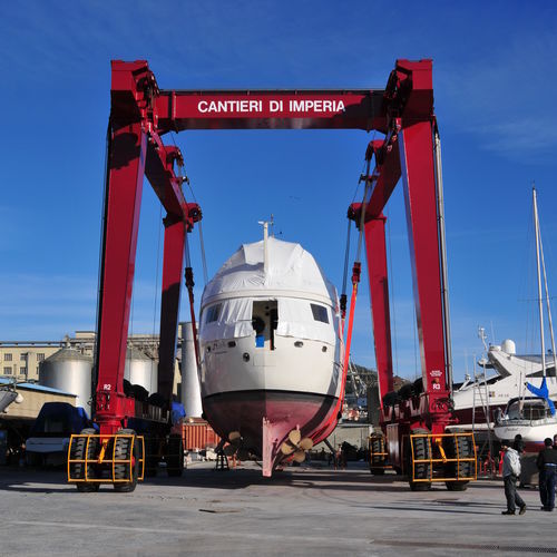 Travel lift controlado a distancia - BL200TL-RC - BOAT LIFT - con dirección en todas las ruedas / de elevación