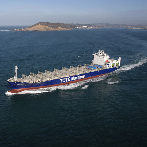 Buque de carga portacontenedores - TOTE  - General Dynamics NASSCO - con alimentación GNL