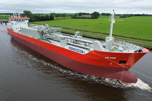 Buque de carga cementero - Ulvik - Royal Bodewes - ice-class / híbrido