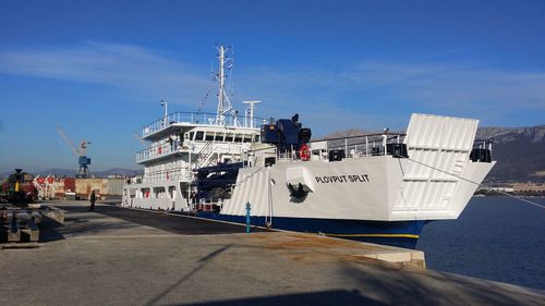 Buque de carga gabarra de trabajo - PLOVPUT SPLIT - Brodosplit Shipyard - de hormigón