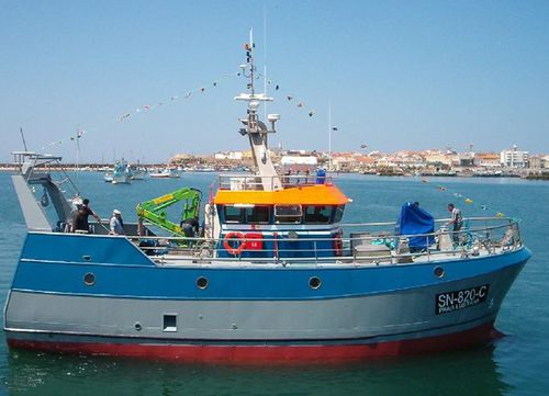Barco profesional arrastrero - 17 - Estaleiros Navais de Peniche - intraborda / de acero
